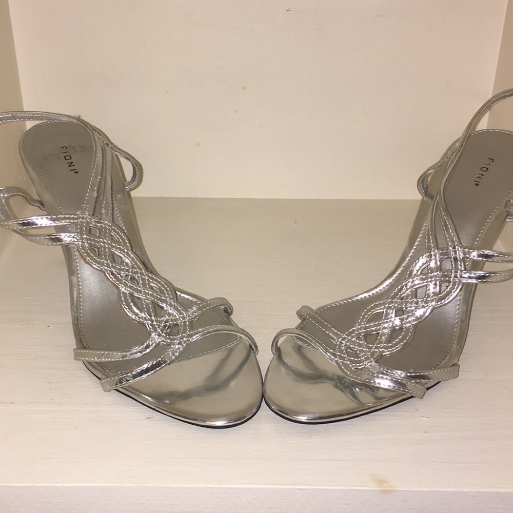 Fioni | heeled sandals